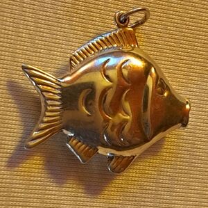SOLD Vintage Sterling Silver Puffed Fish Pendant